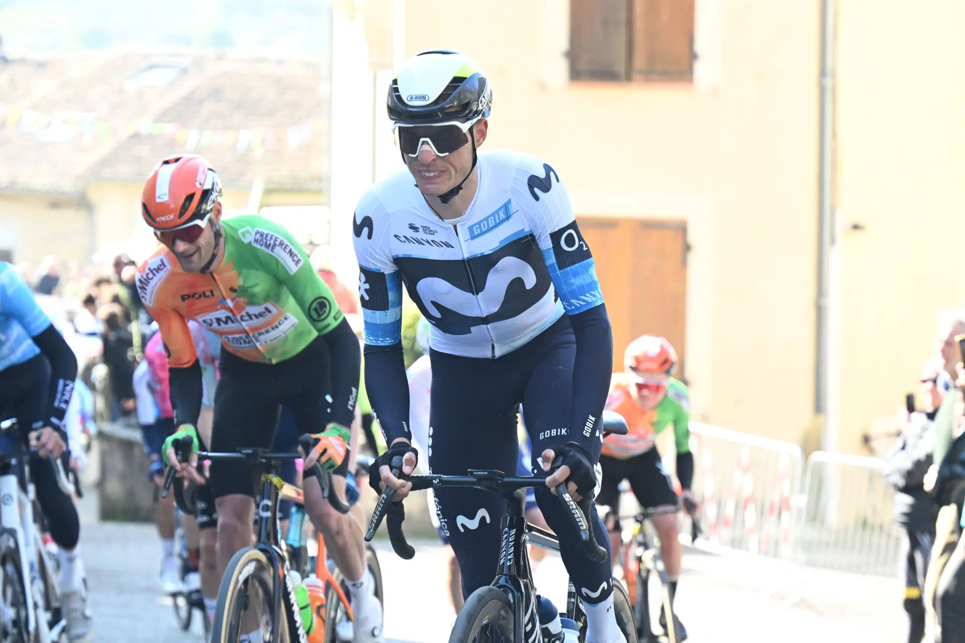 La ilusionante versión inicial de Enric Mas para Movistar Team en la Volta a Catalunya