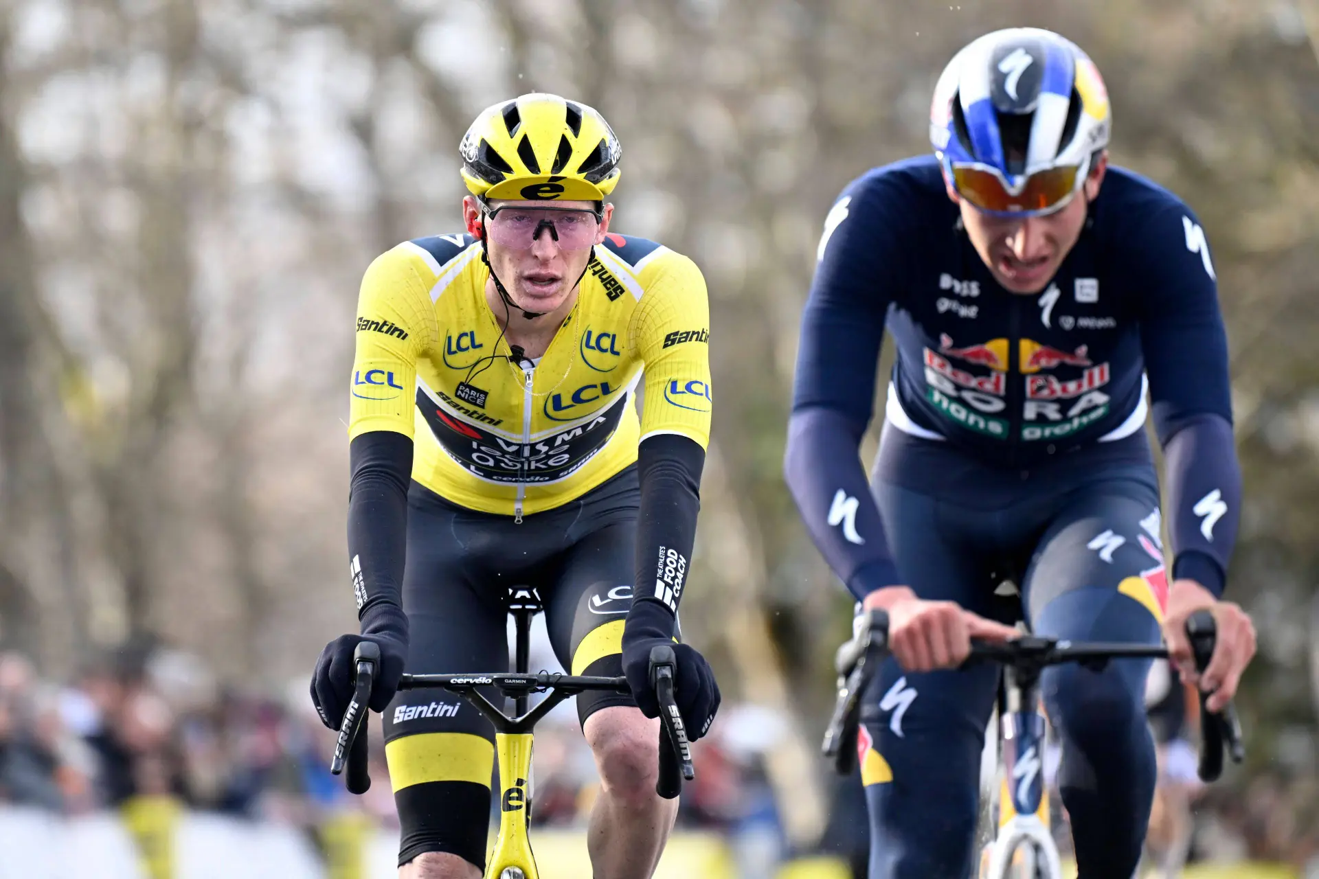 EN DIRECTO | Etapa final París Niza 2025: ¡Mads Pedersen, en fuga a menos de 35 km de meta!