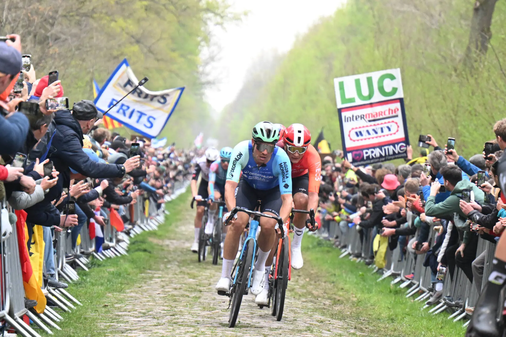 EN DIRECTO Nokere Koerse 2026 | Clasicón con aroma a Roubaix y Flandes