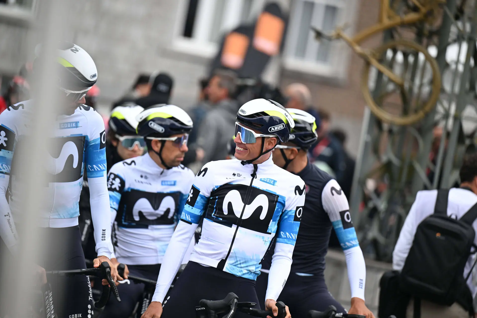 El mercado de Movistar Team: fichajes de lujo para ganar la Vuelta a España 2026