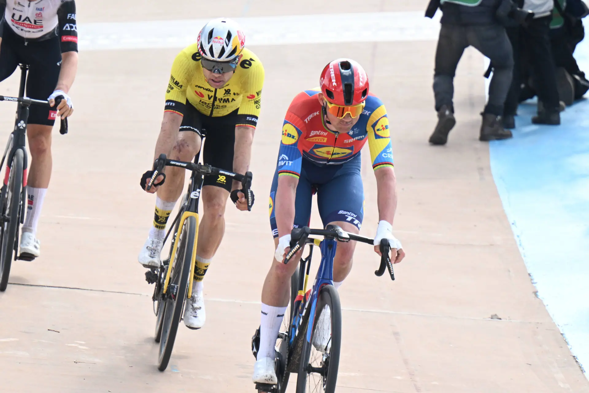 El motivo por el que Mads Pedersen se ve más fuerte que Wout van Aert en el Giro de Italia