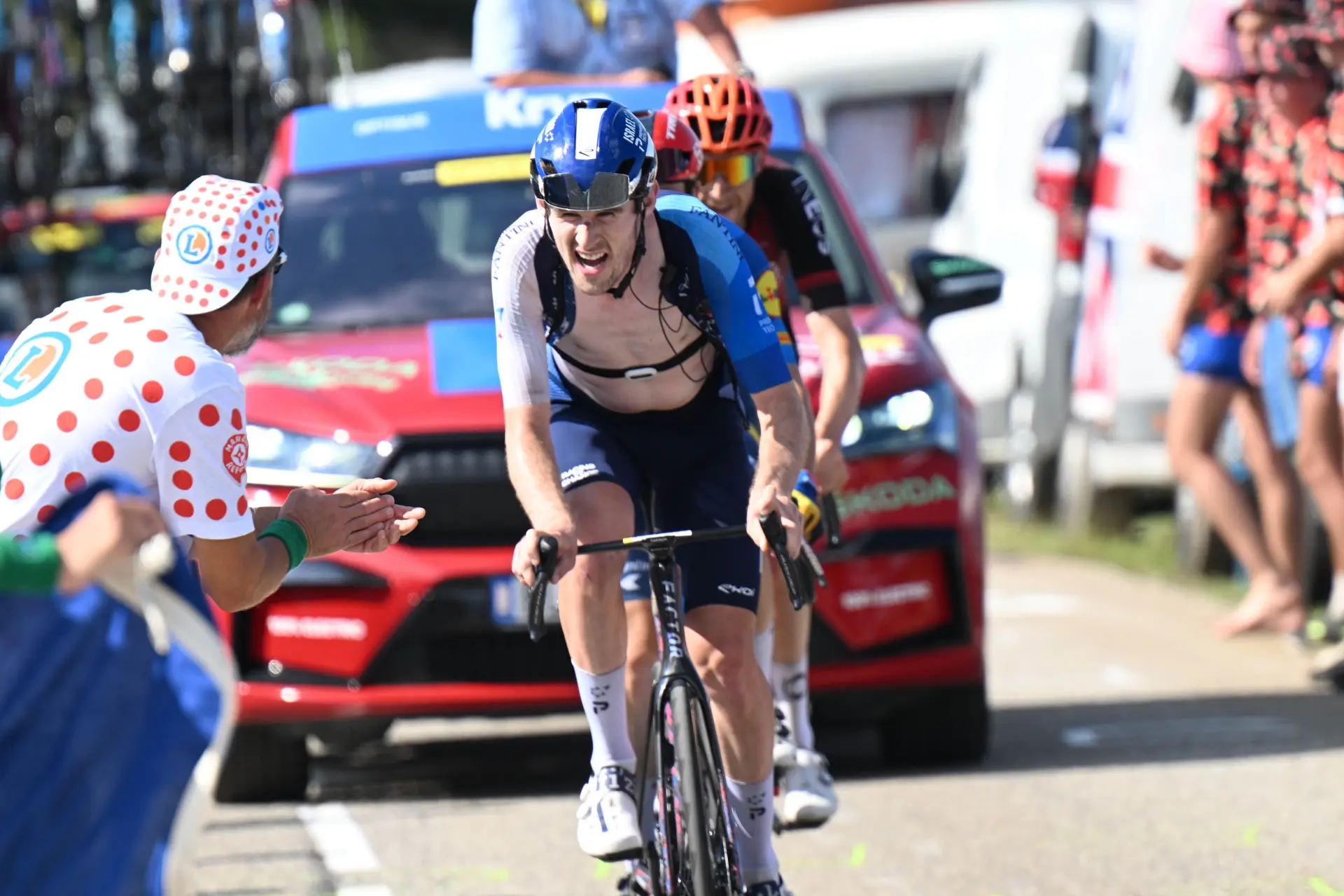 "No voy a decir que estoy volando, pero...": Derek Gee, a por todas con Lidl-Trek en el UAE Tour