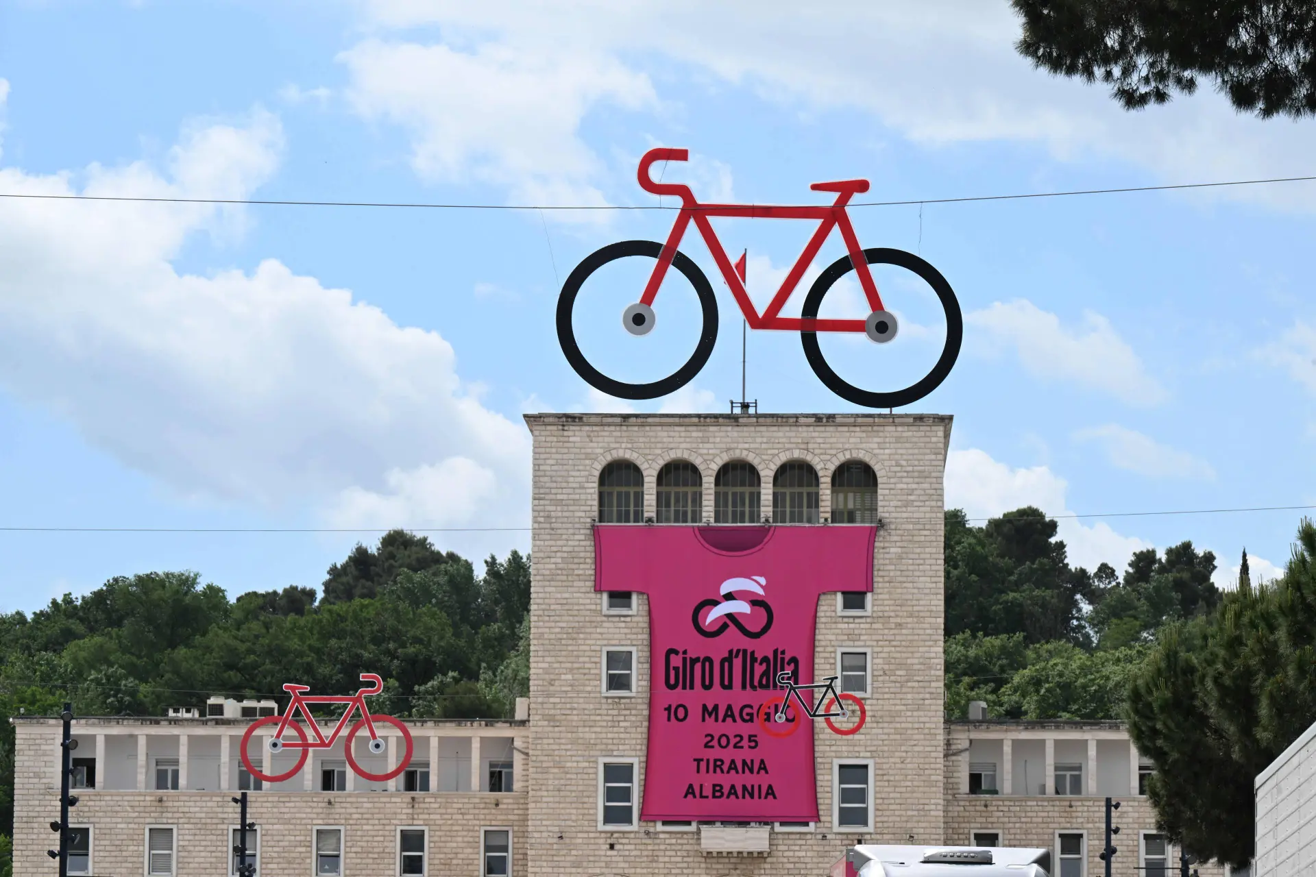 En DIRECTO | Etapa 1 Giro de Italia 2025: ¡Ya en vivo la primera gran vuelta del año!
