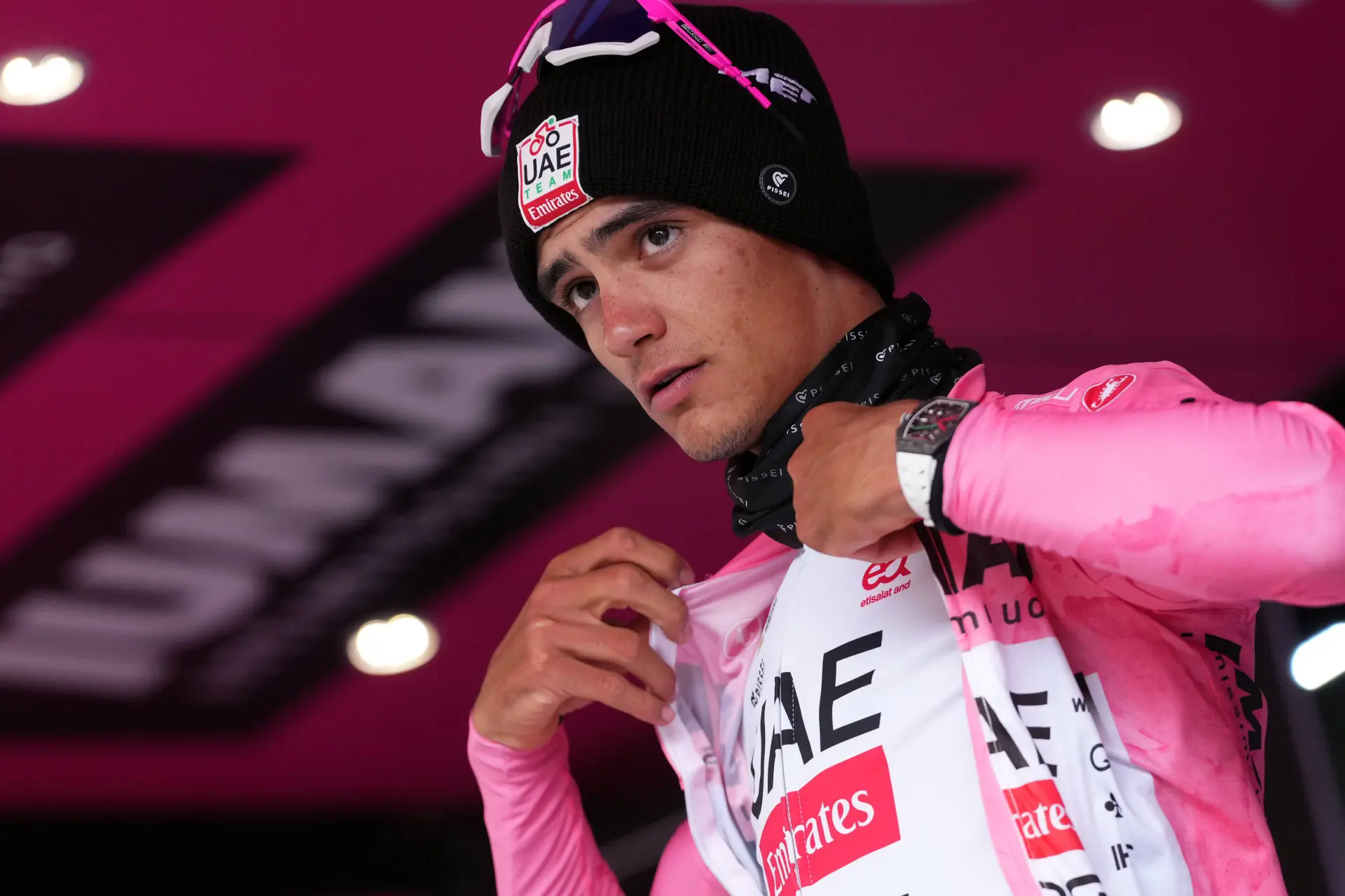 El motivo por el que UAE acierta al dejar a Isaac del Toro fuera de la Vuelta a España