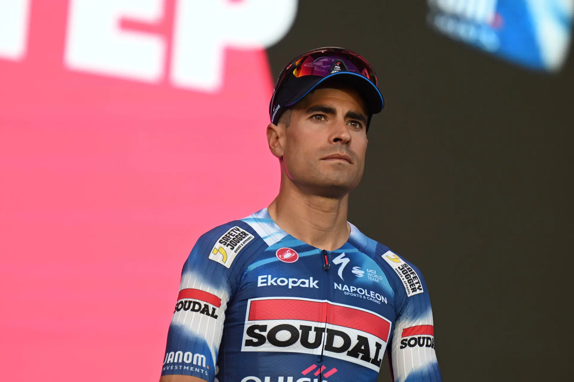 Parte médico y bajas Giro de Italia 2025 | Etapa 1: Mikel Landa, fuera por un grave accidente