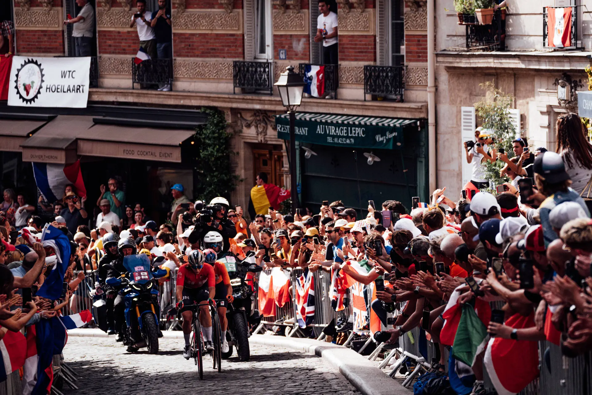 EN DIRECTO | Etapa 21 Tour de Francia 2025: ¡Llegada peligrosísima a París por culpa de la lluvia!