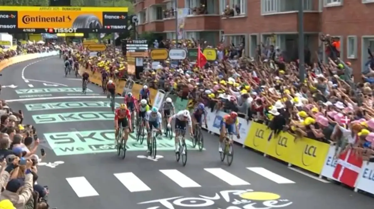 Tour de Francia: ¡Merlier derrota a Milan por foto-finish en una etapa empañada por el abandono de Philipsen!