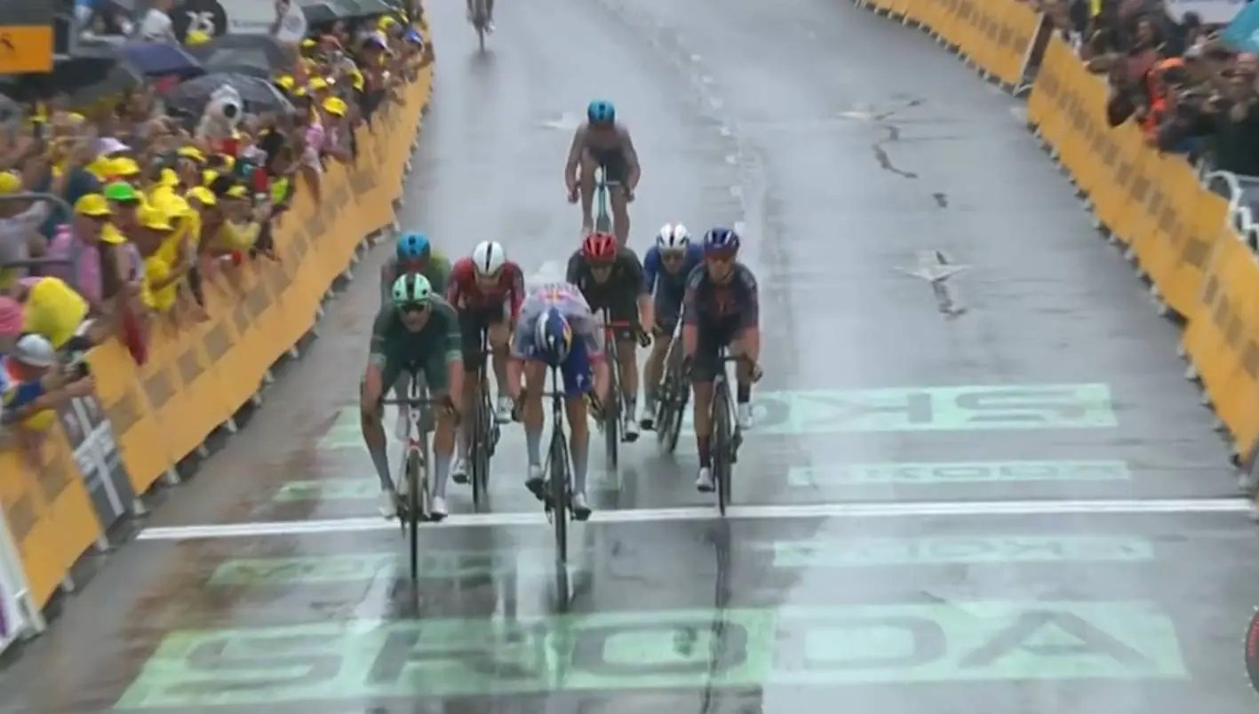 Tour de Francia: ¡Ni Van Aert, ni Romeo, ni una caída final evitan una nueva victoria de Milan!