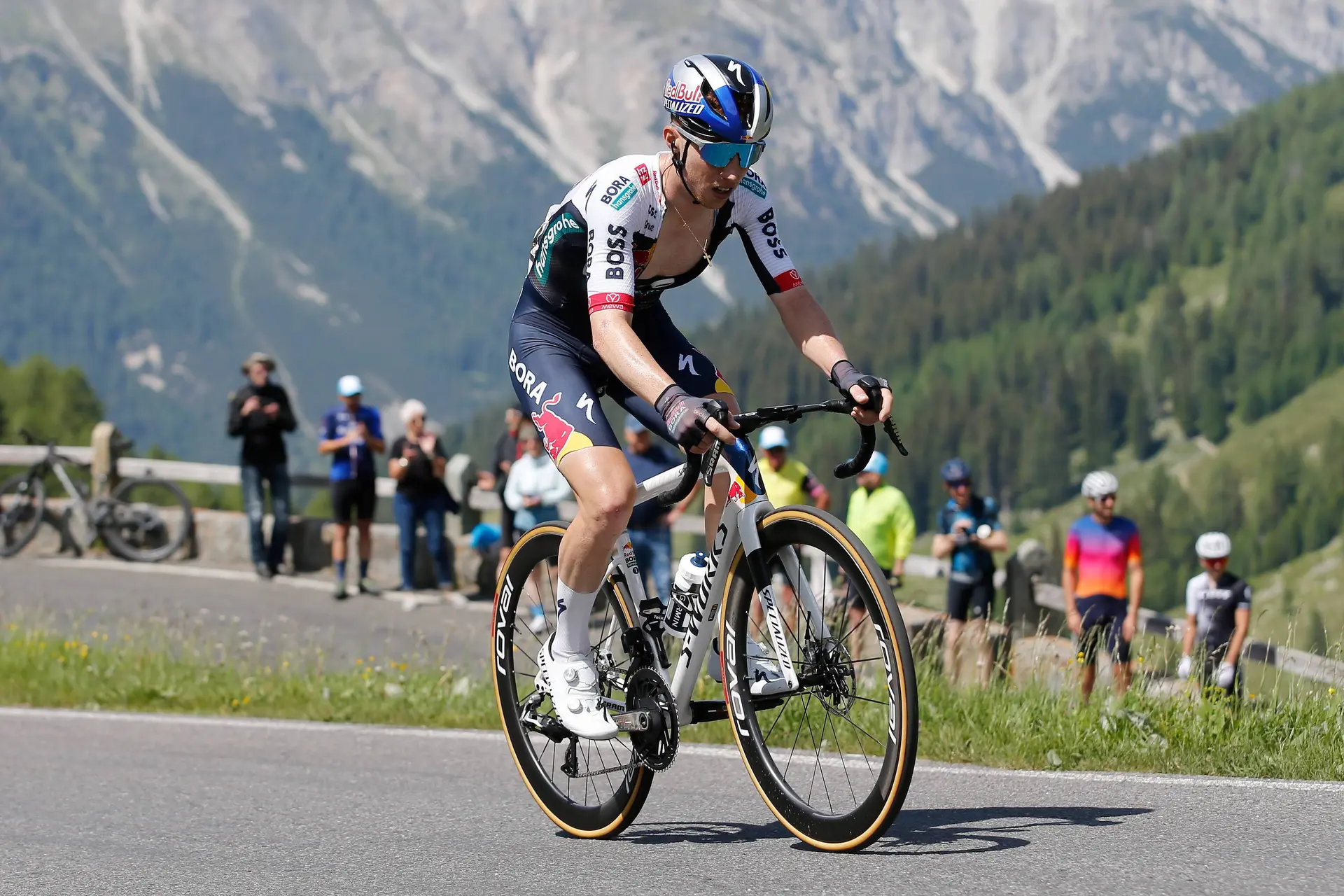 EN DIRECTO | Etapa 2 Vuelta a Burgos 2025: Roger Adrià podría repetir victoria