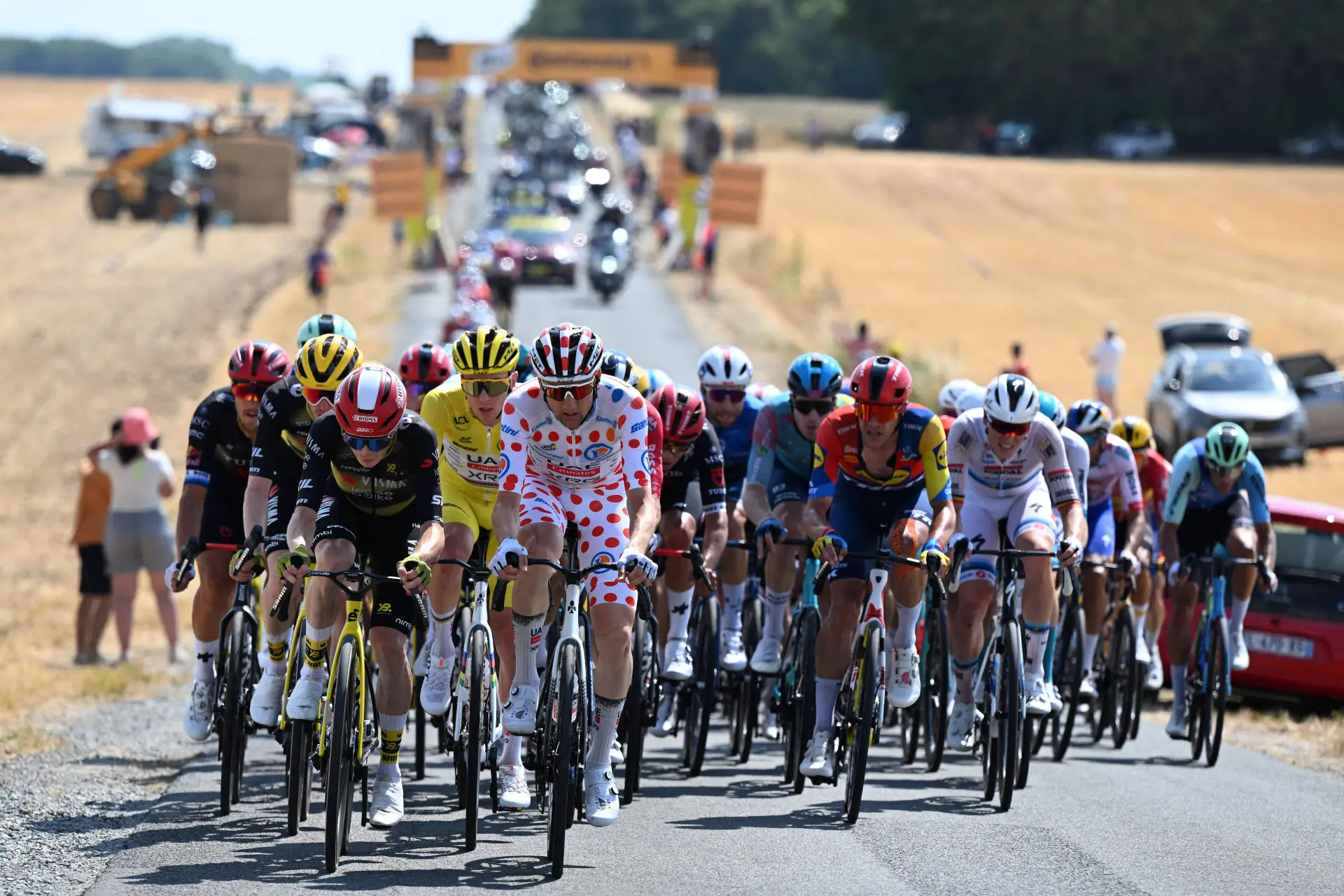 En DIRECTO | Etapa 10 Tour de Francia 2025: Primer gran desafío de montaña para Pogacar y Vingegaard