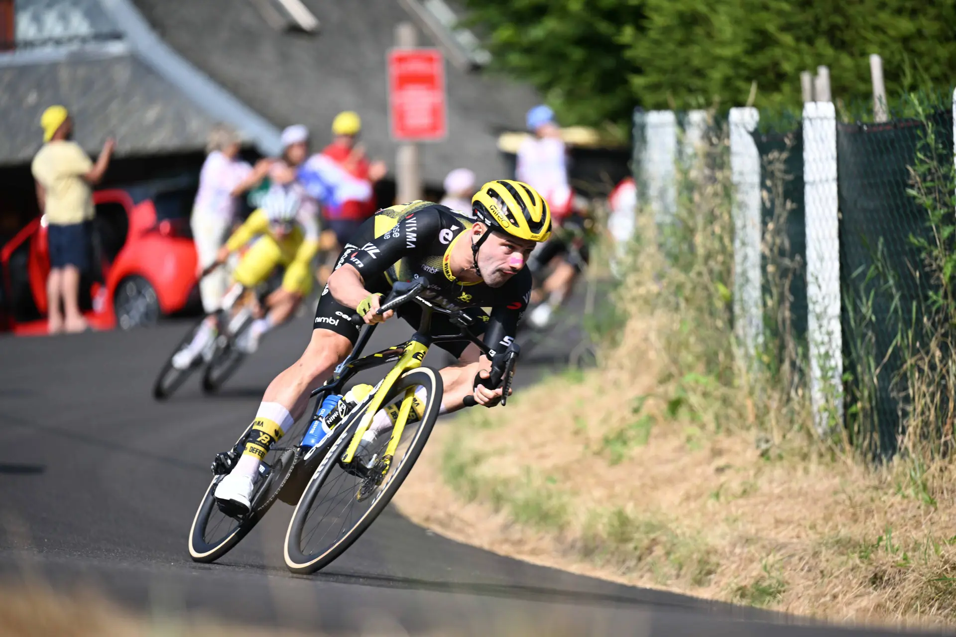 ¡Un gregario clave de Jonas Vingegaard abandona la Vuelta a España!