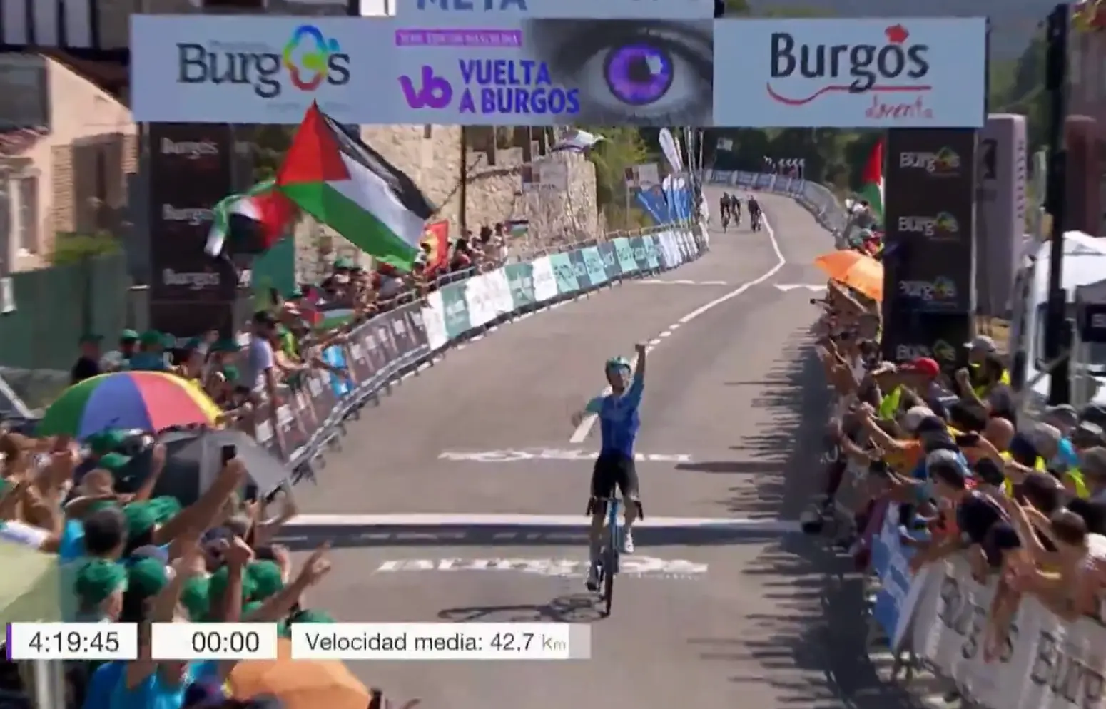 Léo Bisiaux destroza a Del Toro y Ciccone y se corona como líder de la Vuelta a Burgos