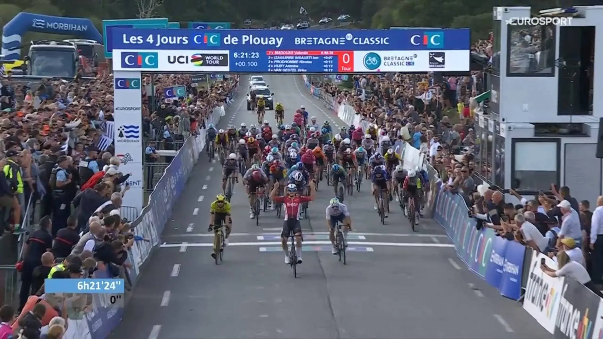 Bretagne Classic 2025: Arnaud de Lie se hace mayor en Plouay