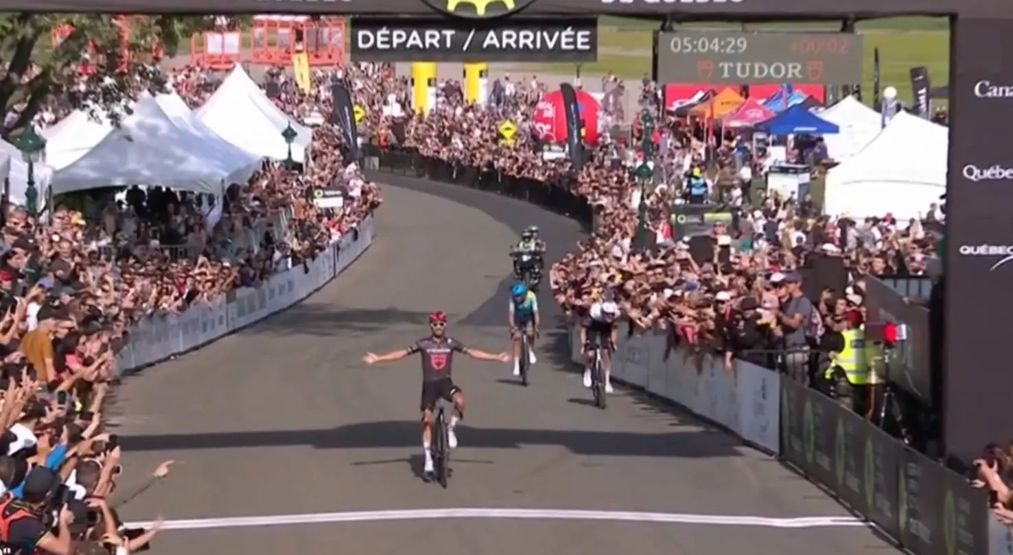 Resultados GP de Québec 2025 | Julian Alaphilippe se come el épico regreso de Pogacar