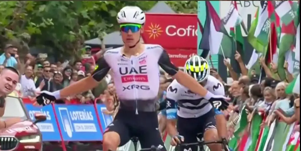 "He sido mucho más generoso que él": Javi Romo, cabreado con Ayuso tras su derrota en La Vuelta