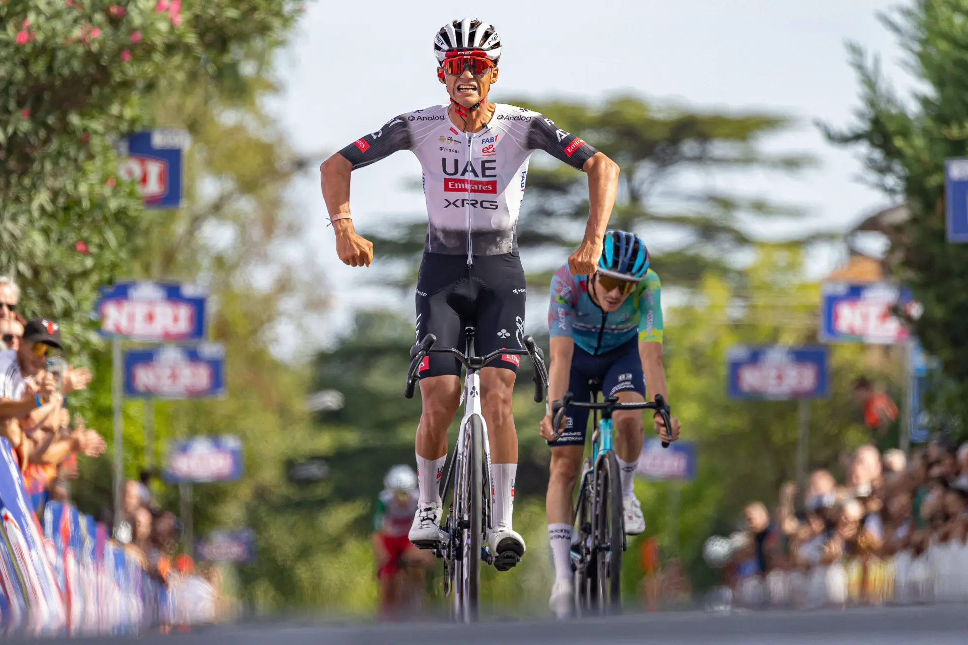 Resultados Trofeo Matteotti 2025 | ¡Un imparable Isaac del Toro firma su póker en Italia!