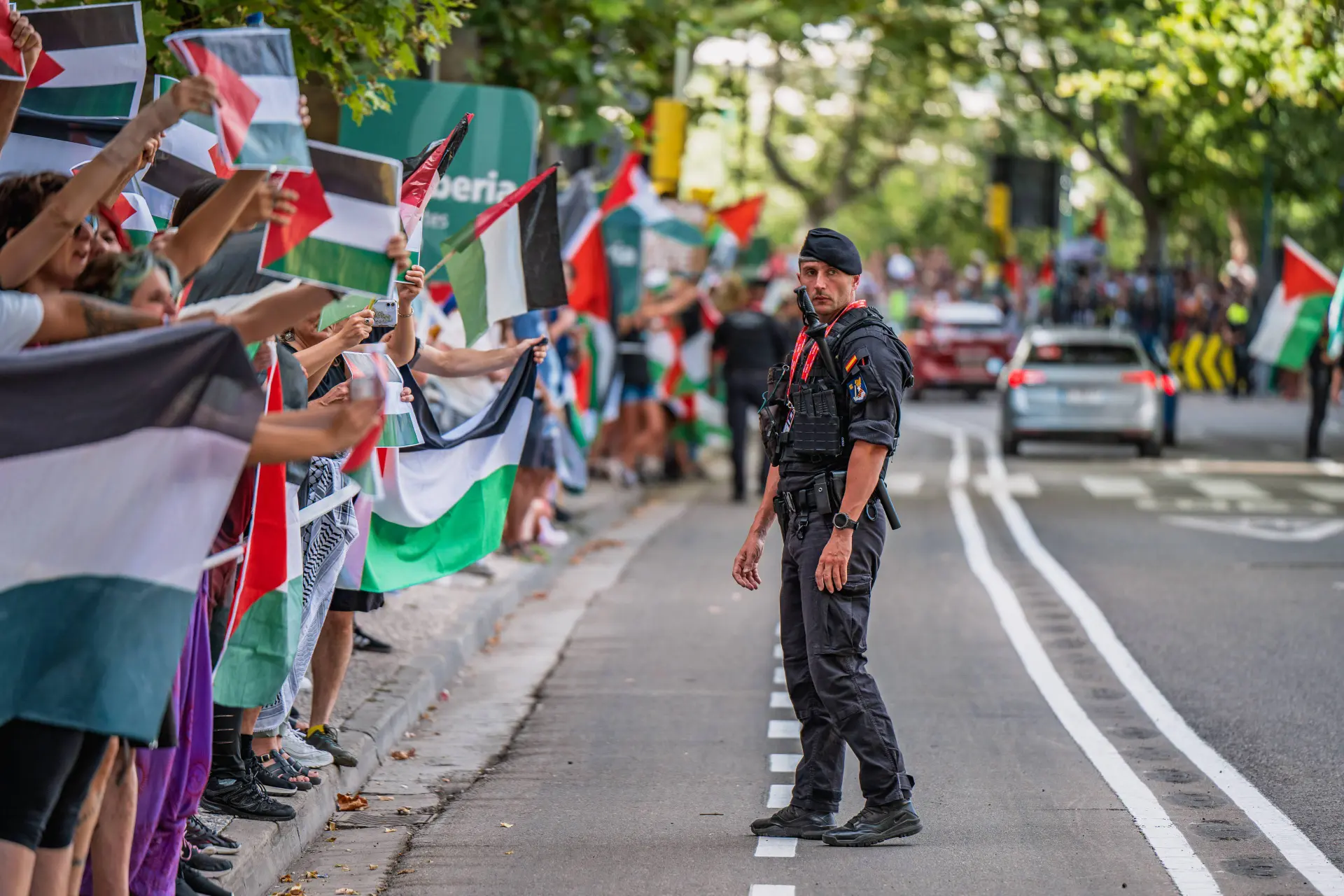 Así queda la general de La Vuelta tras el final de Bilbao suspendido por las protestas contra Israel