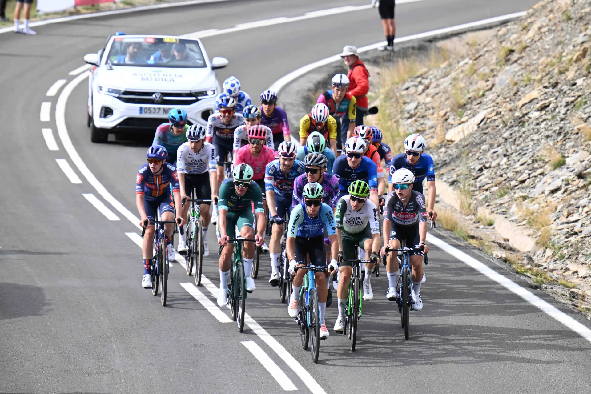EN DIRECTO | Etapa 19 Vuelta a España: Espint o escapada entre el vino de Rueda y el jamón de Guijuelo