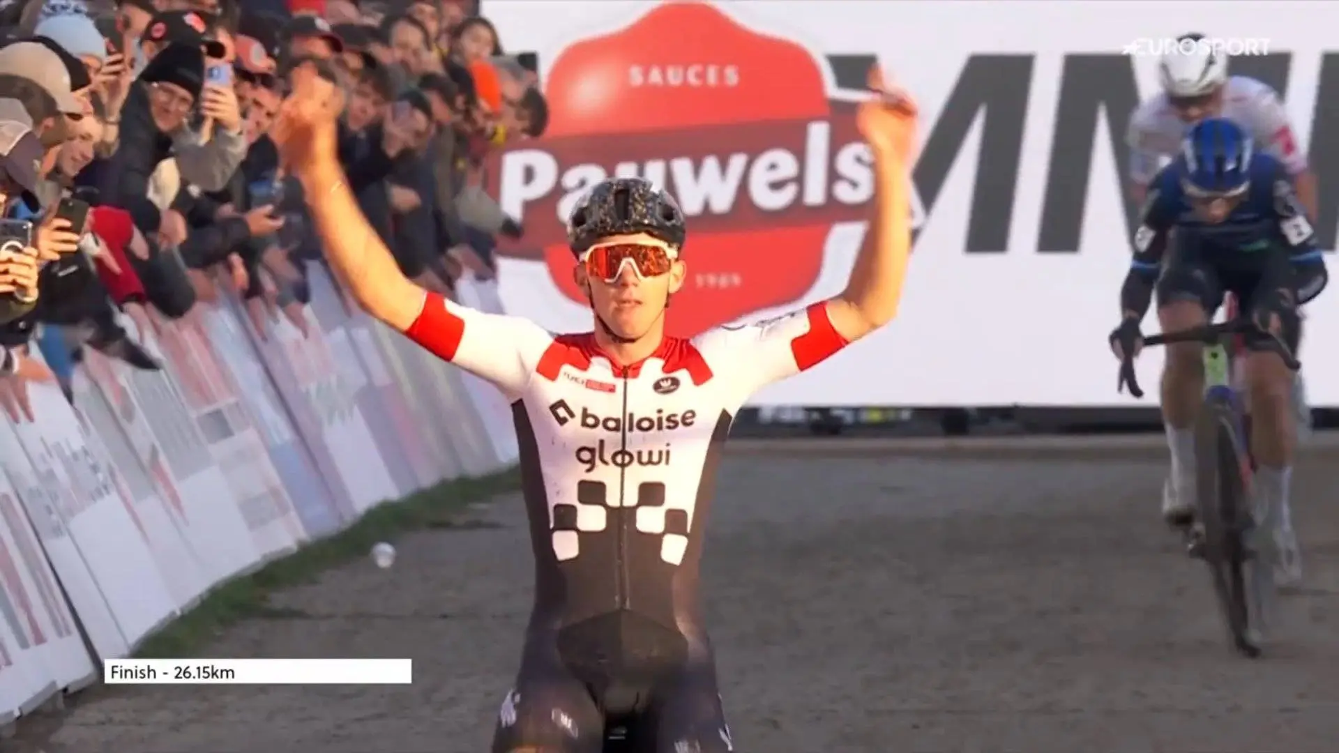 Thibau Nys se impuso en la Copa del Mundo de Ciclocross de Flamanville 2025