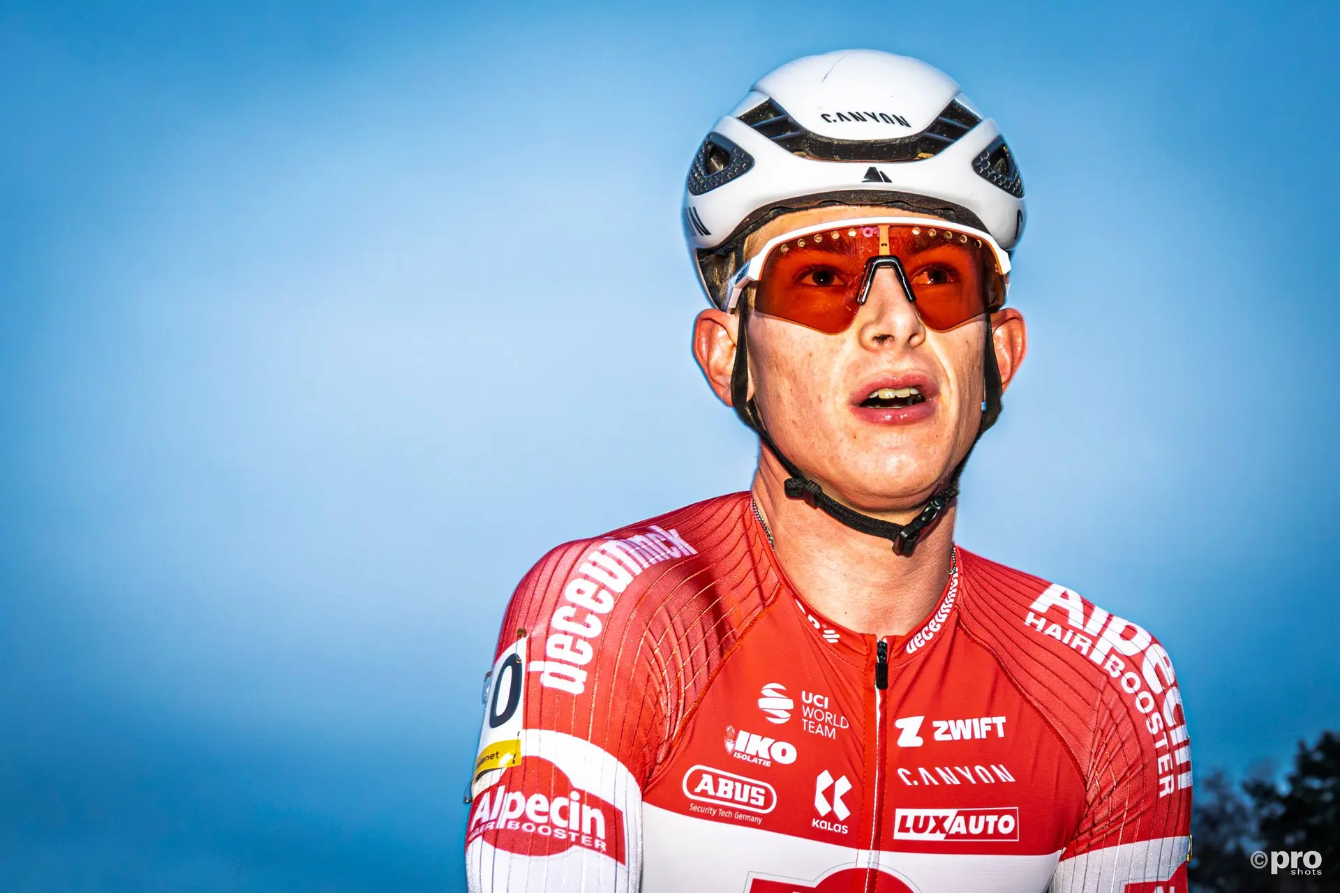 Tibor del Grosso tras una carrera de ciclocross en la temporada 2025-2026