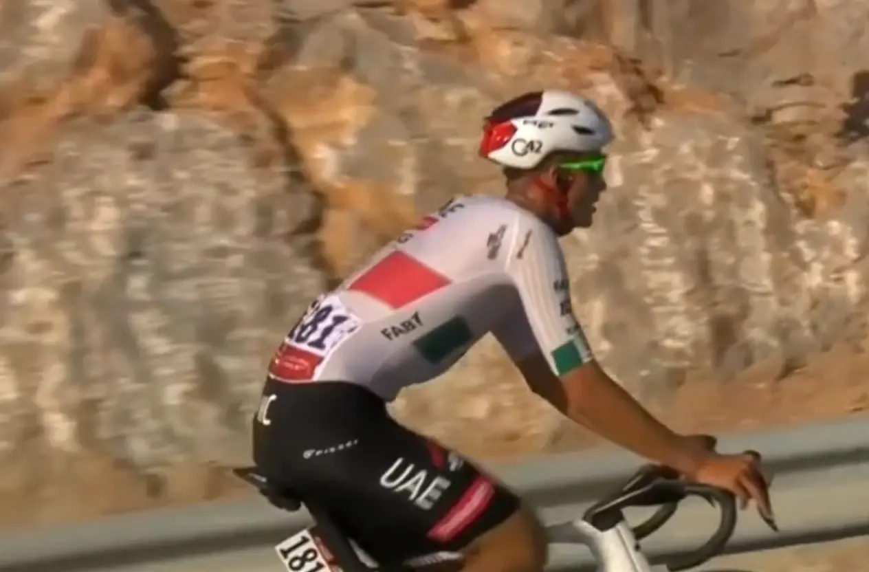 “Nunca había hecho algo así”: Isaac del Toro, tras su bestial subida en el UAE Tour