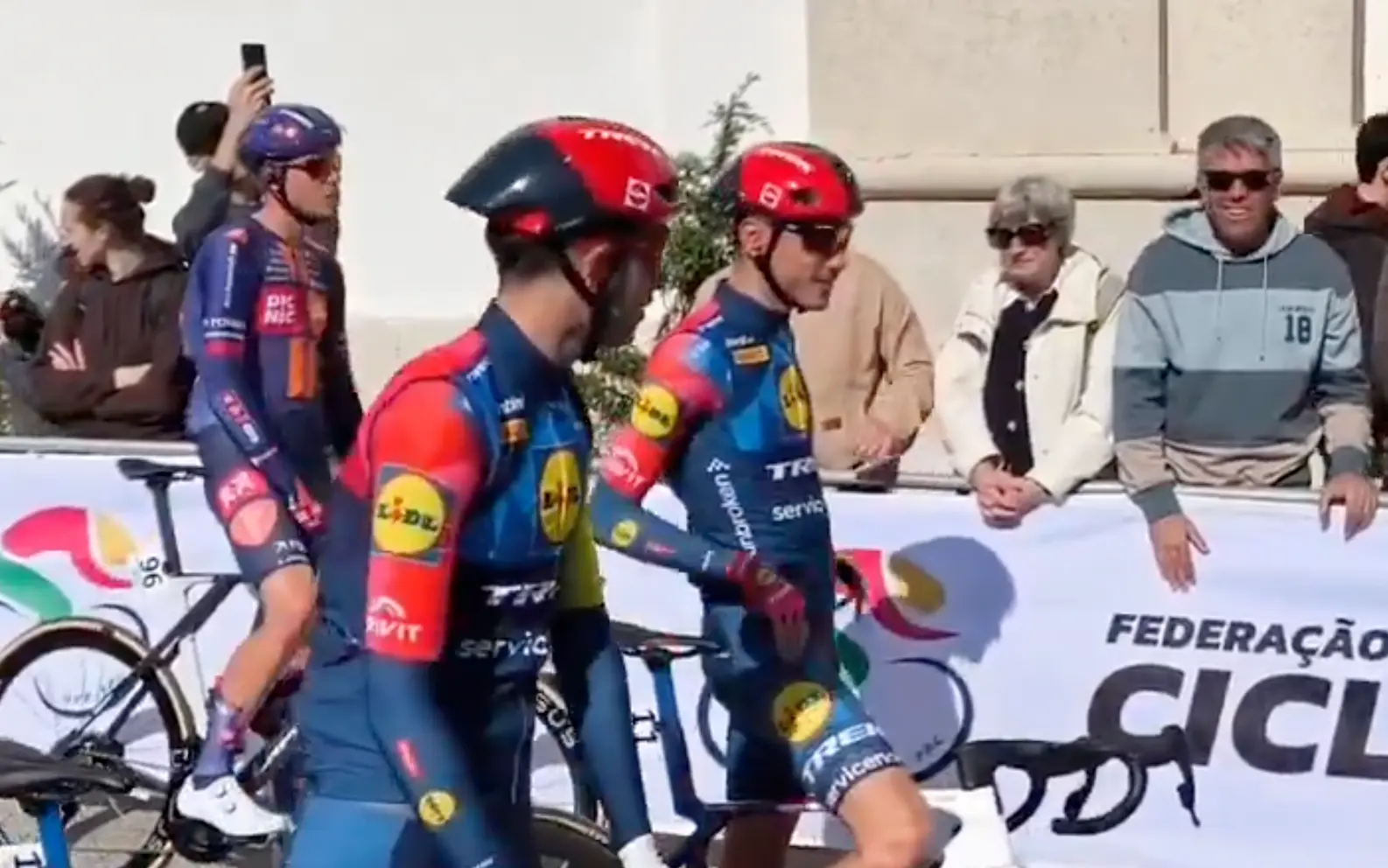 Juan Ayuso, justo antes de estrenarse con Lidl-Trek