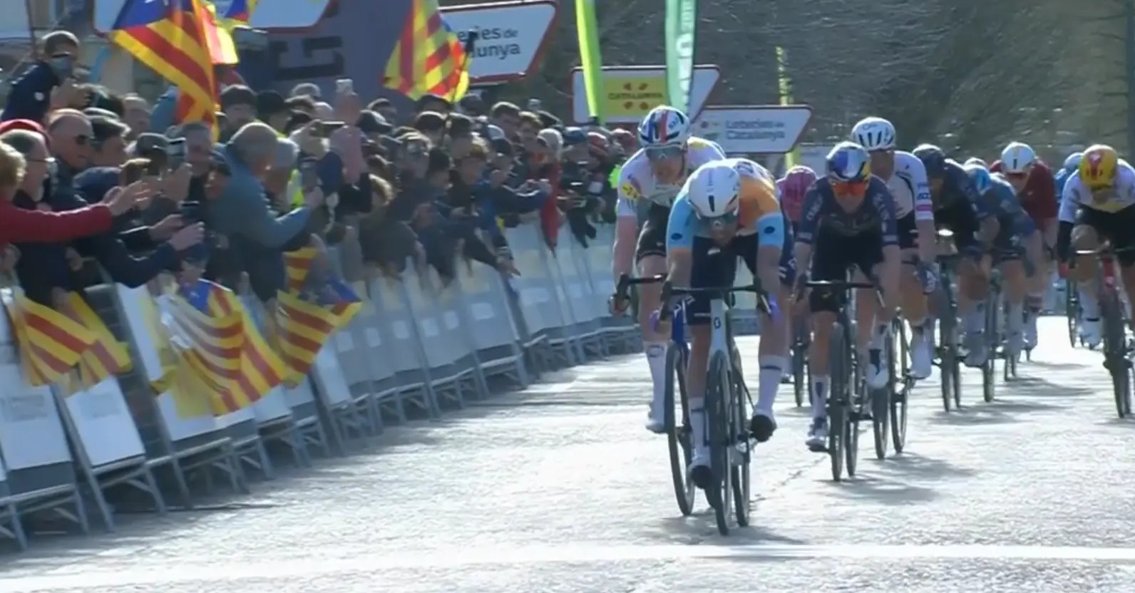 Ethan Vernon logra una victoria de etapa en la Volta a Catalunya 2026