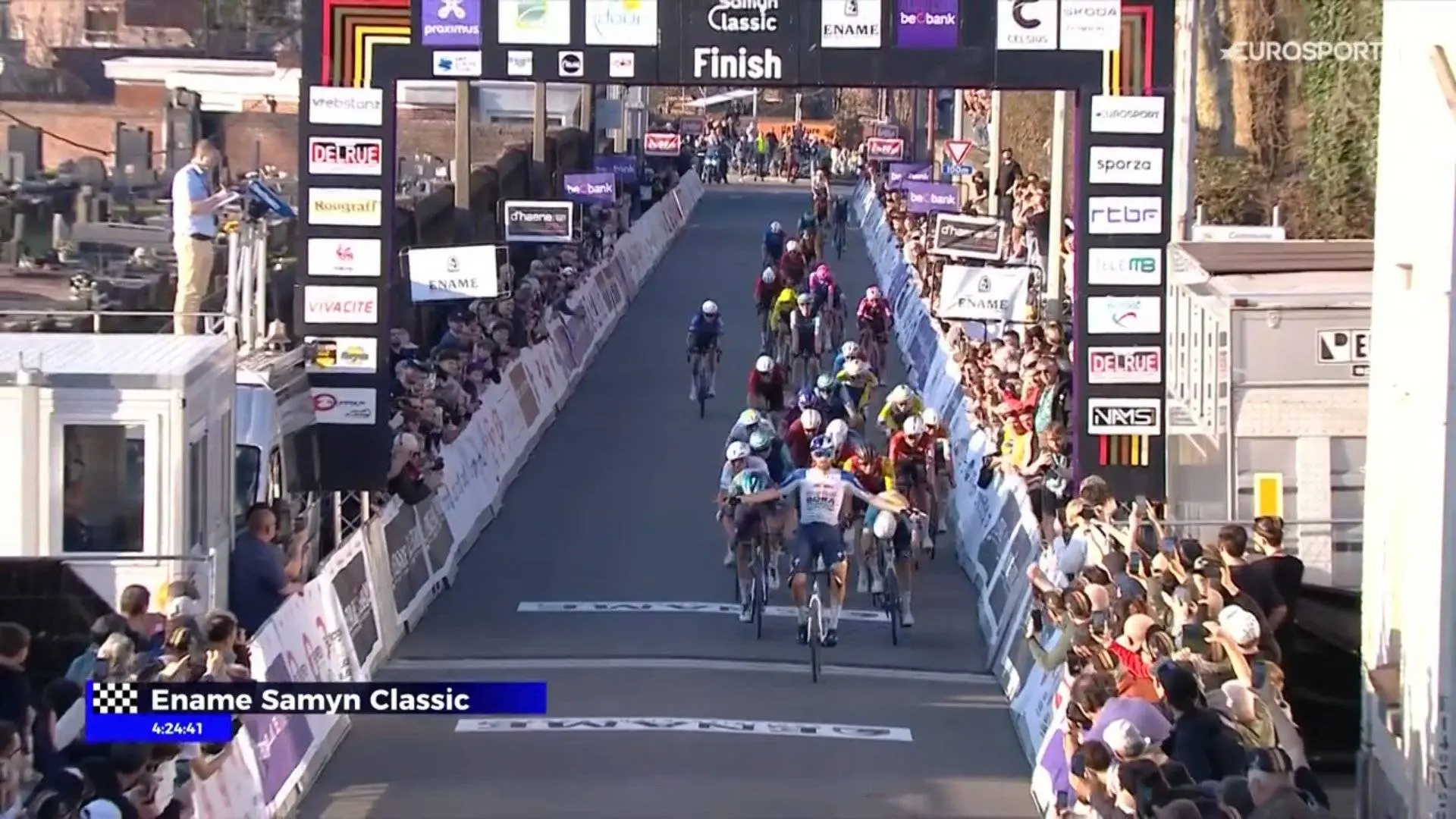 Resultados Le Samyn 2026 | Jordi Meeus se impone con autoridad; Wout van Aert pinchó en el peor momento