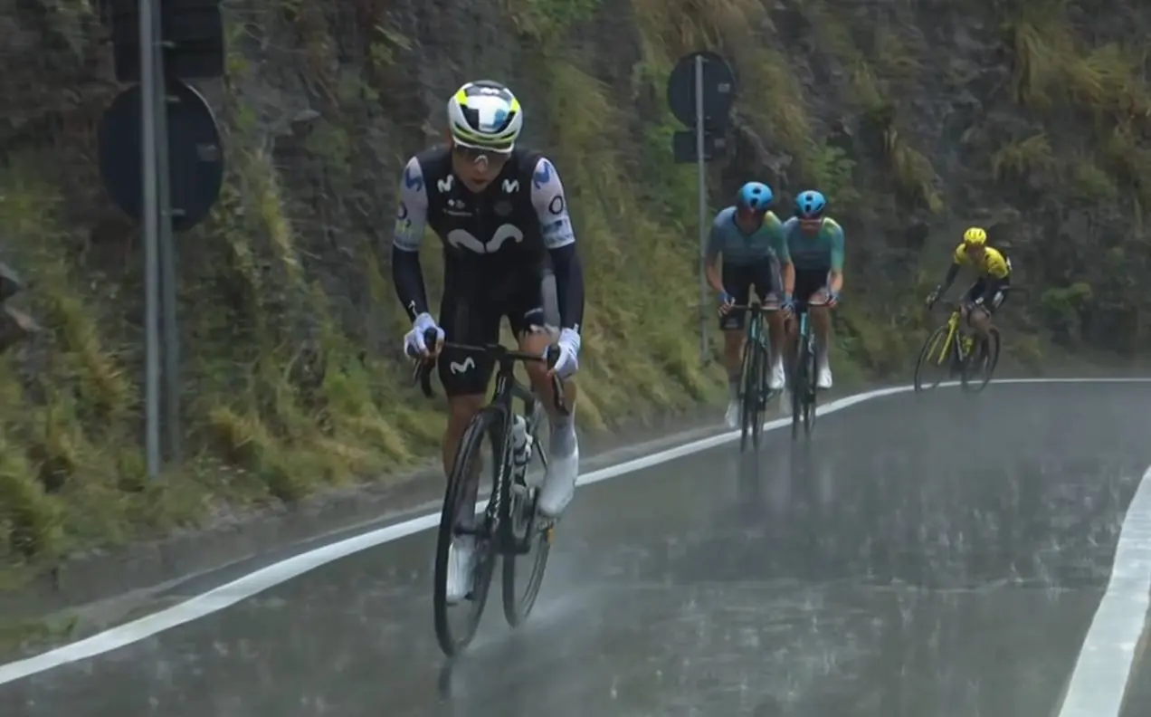 Las dos caras de Movistar Team en la quinta etapa del Giro de Italia 2026: ¡De líder de la carrera a despedirse de la general!