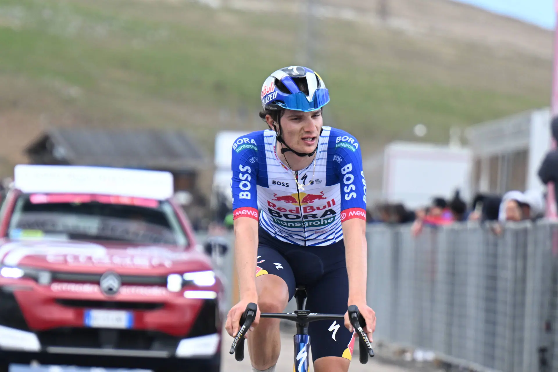 Giulio Pellizzari durante el Giro d'Italia 2026