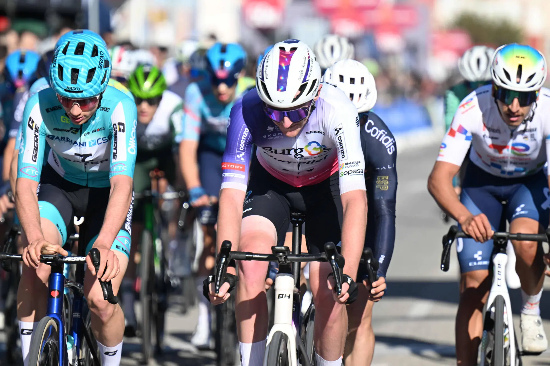 Resultados Baku-Khankendi Azerbaijan 2026: Josh Burnett le da al Burgos la última etapa y la general
