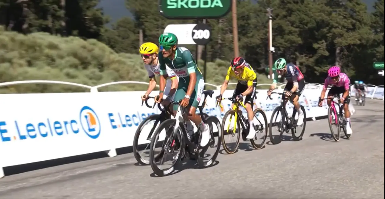 A 200 metros de meta, Pogacar salió de la rueda de Isaac del Toro y lanzó su ataque definitivo para ganar la Etapa 3 del Tour de Francia 2026