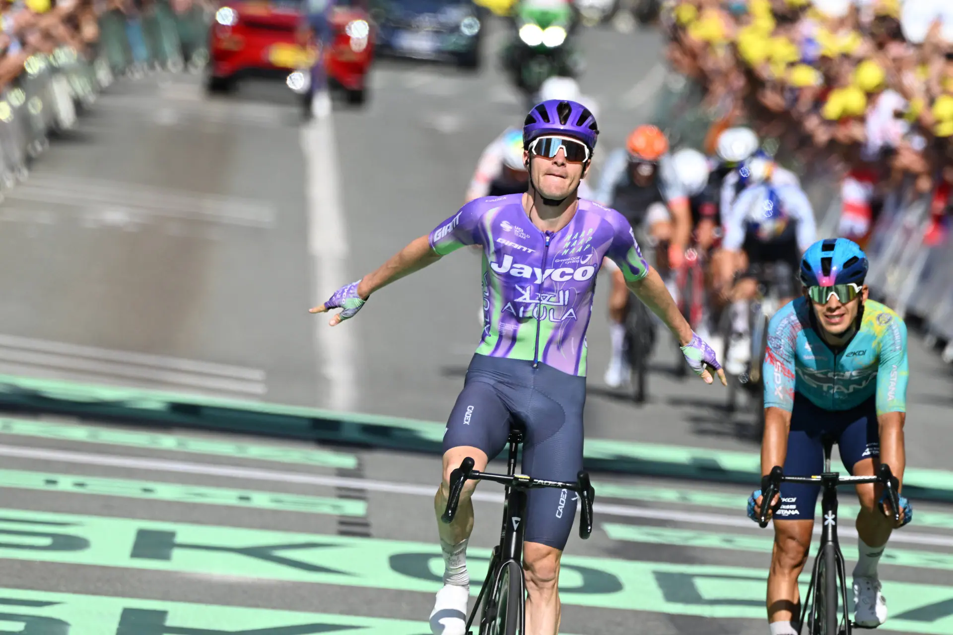 Mauro Schmid gana la etapa 13 del Tour de France 2026