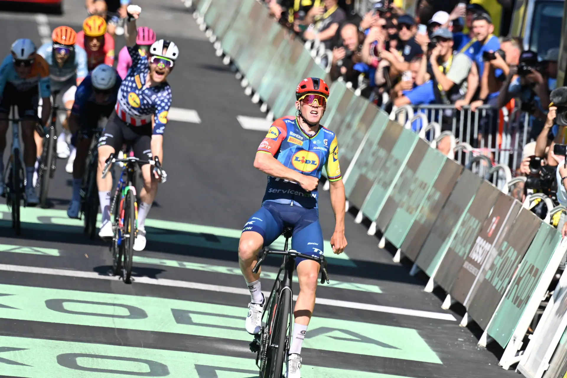 Mads Pedersen en la etapa 4 del Tour de Francia 2026