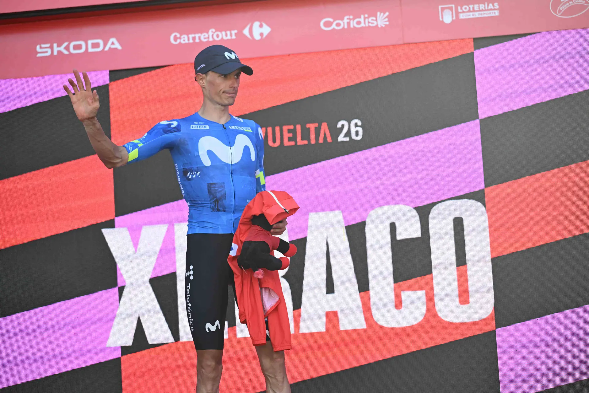“Ha pasado tiempos muy malos”: Chente, emocionado con Enric Mas tras ponerse líder de la Vuelta a España 2026