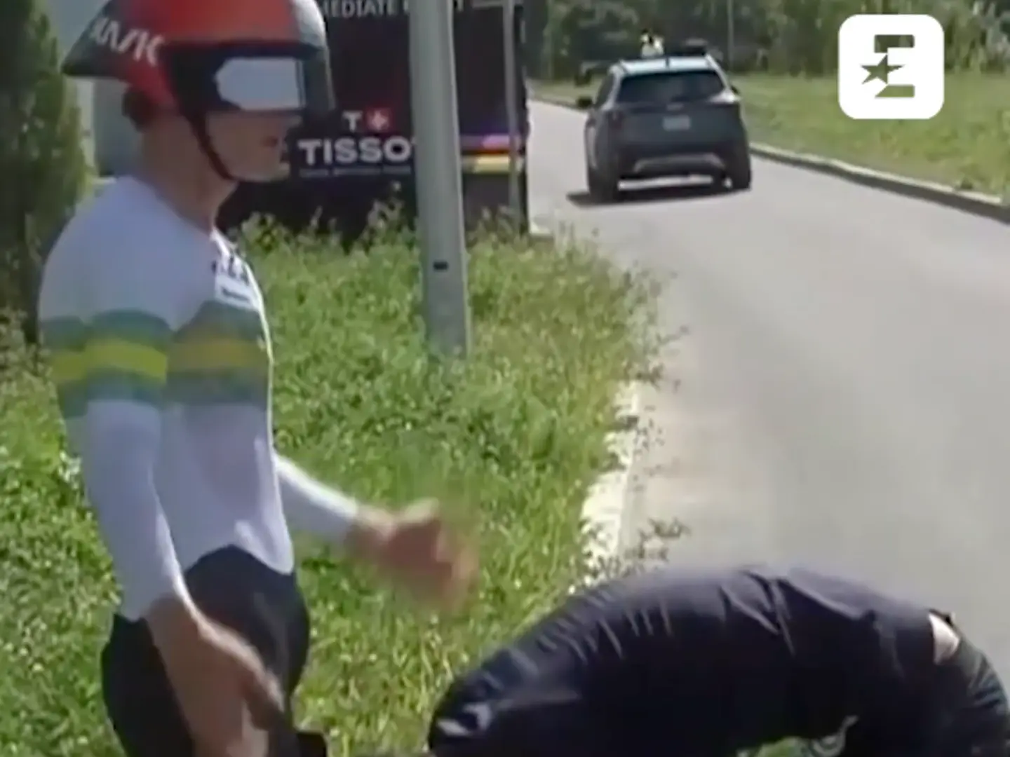 The moment the Australian suffered a mechanical