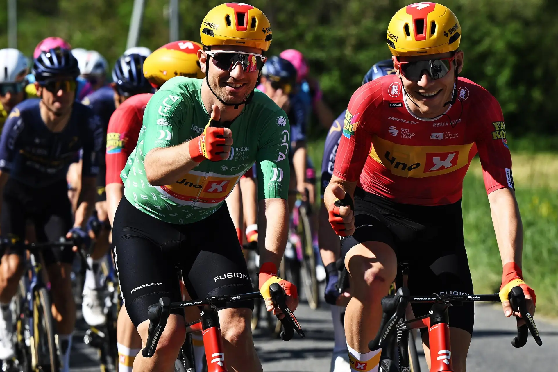 Jonas Hvideberg cuelga la bicicleta