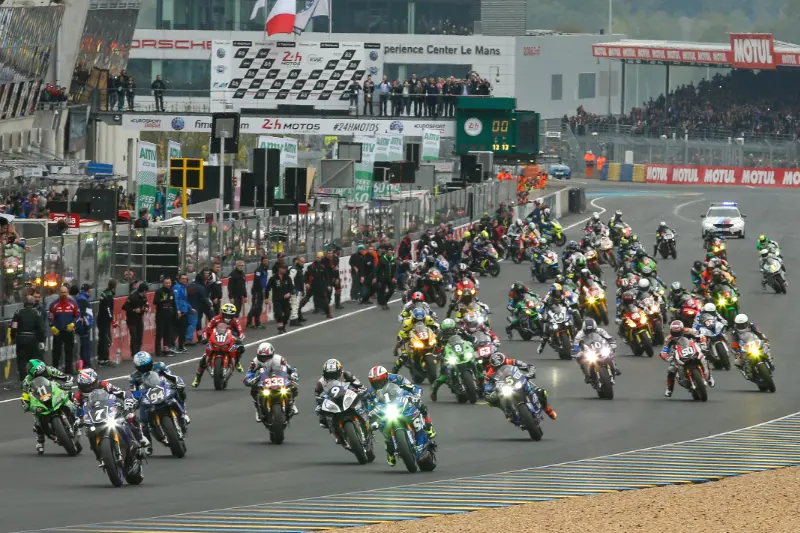 24h lemans 2017 start