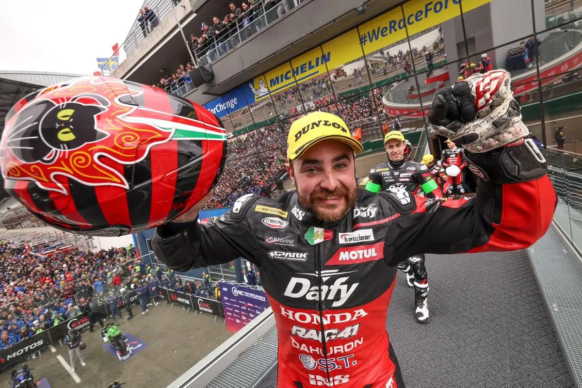 Manfredi podio thrilling a Le Mans: “Avevo la pelle d'oca”