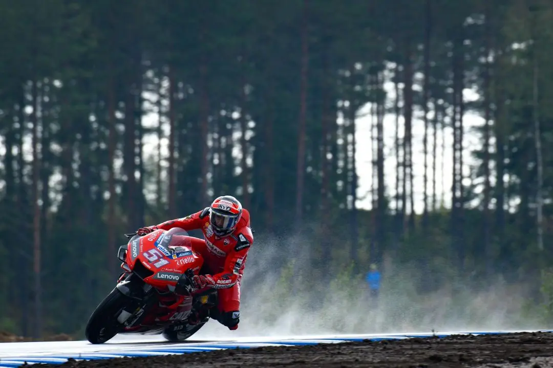 51 michele pirro ita ds00757 0gallery full top fullscreen e1566231726854