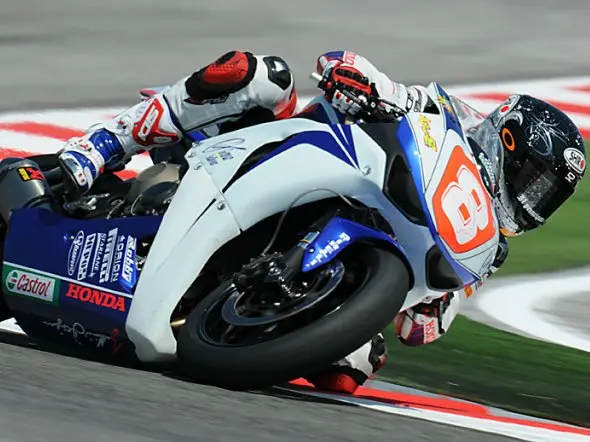 andrea antonelli prove nurburgring2