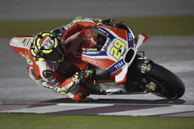 andrea iannone fp3 losail