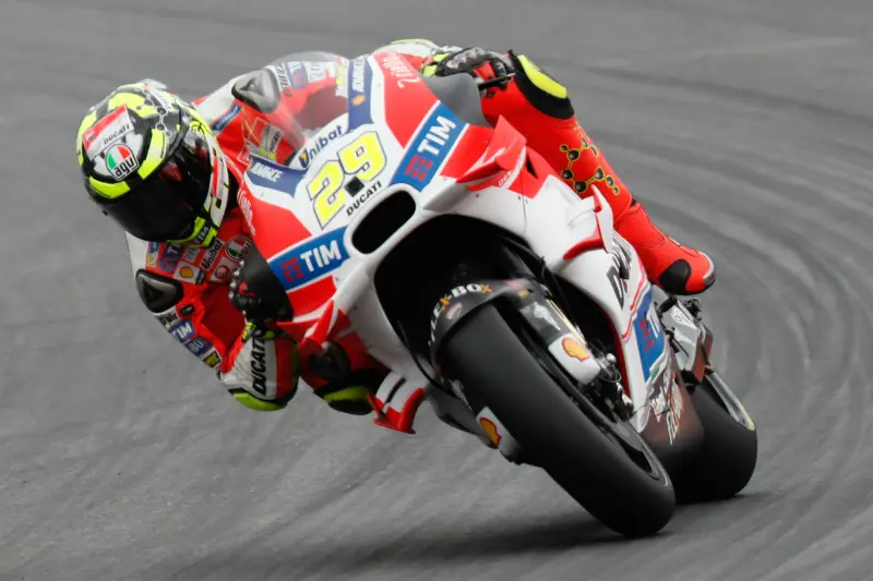 andrea iannone pole redbullring