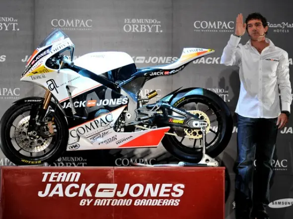 antonio banderas team moto2