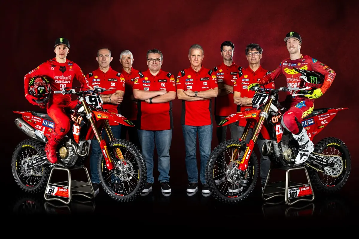 aruba ducati factory mx team 2025 motocross mxgp