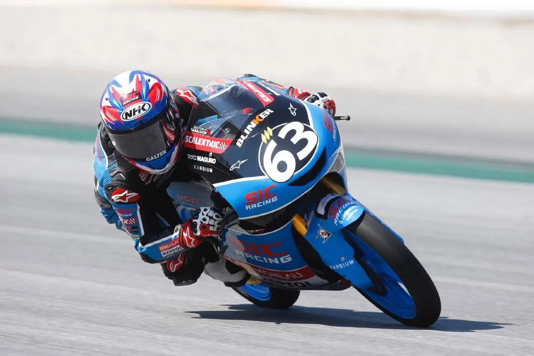 azman moto3 cev v