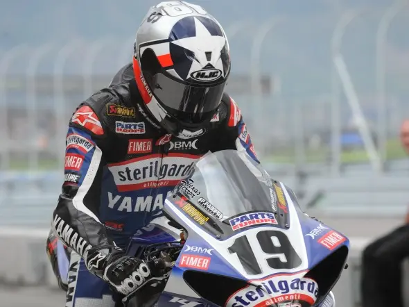 ben spies win race 1 miller superbike