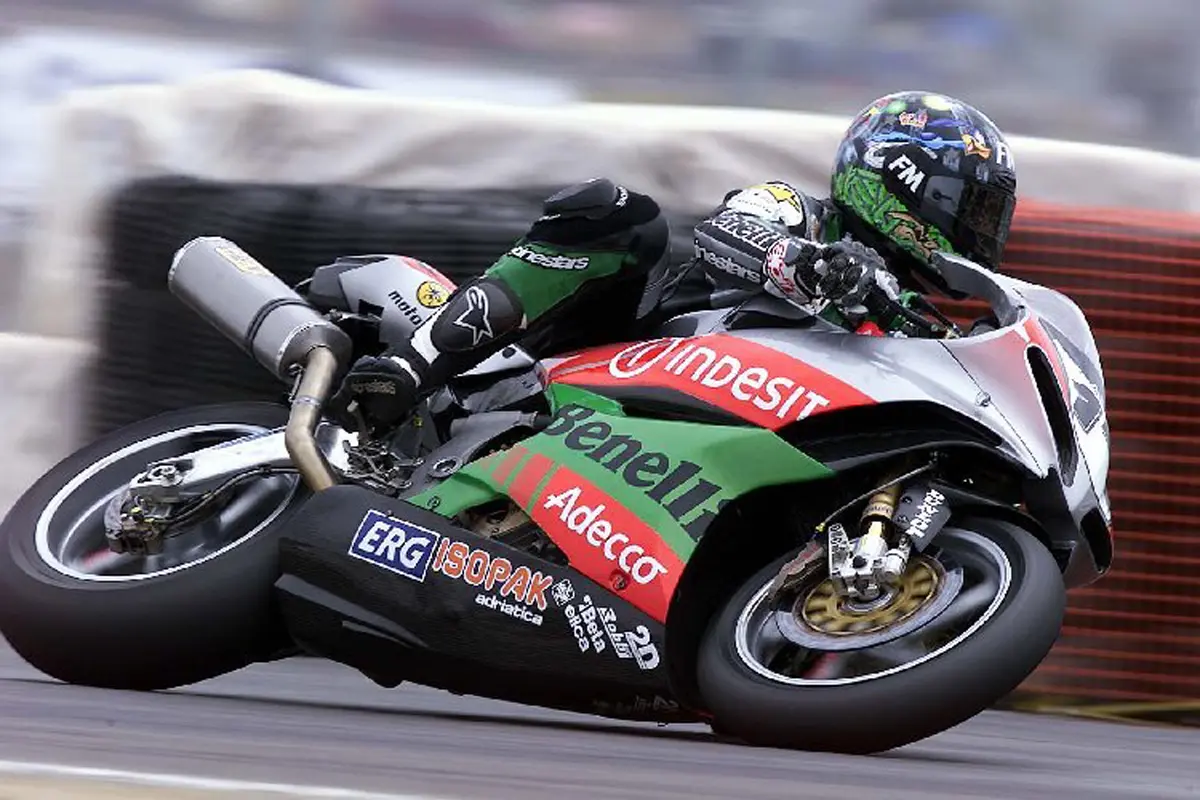 benelli superbike