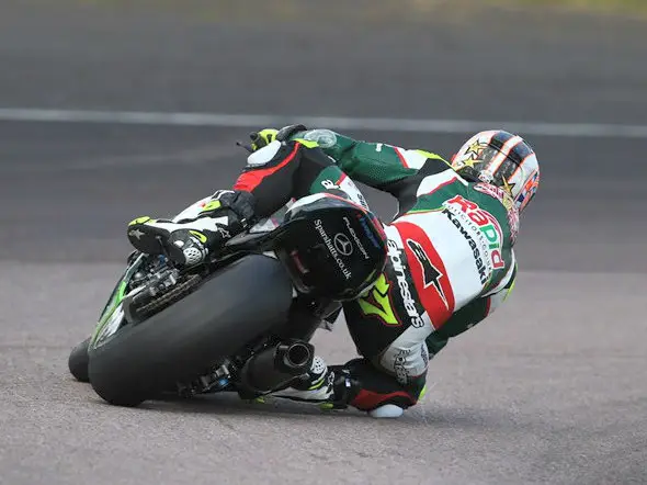 bsb race1 thruxton 2