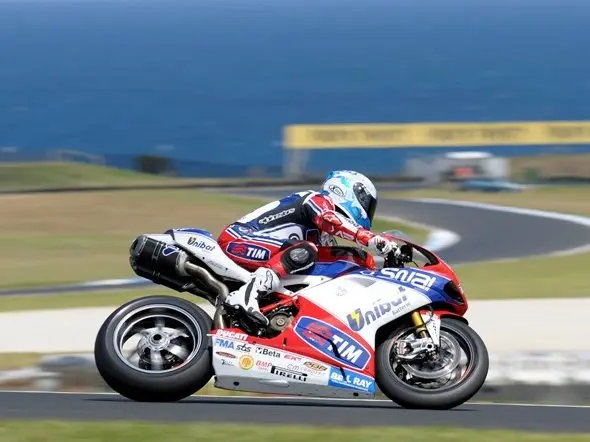 carlos checa phillip island test practice1